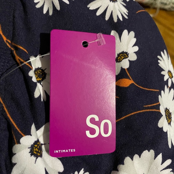 SO Women’s Intimate Lounge Pants With Floral Design & Cuffed Legs Size Large - Picture 13 of 13